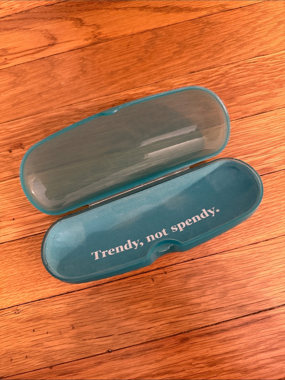 Trendy, Not Spendy Teal Sunglasses Case